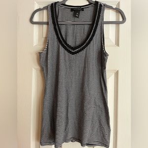 White House Black Market tank